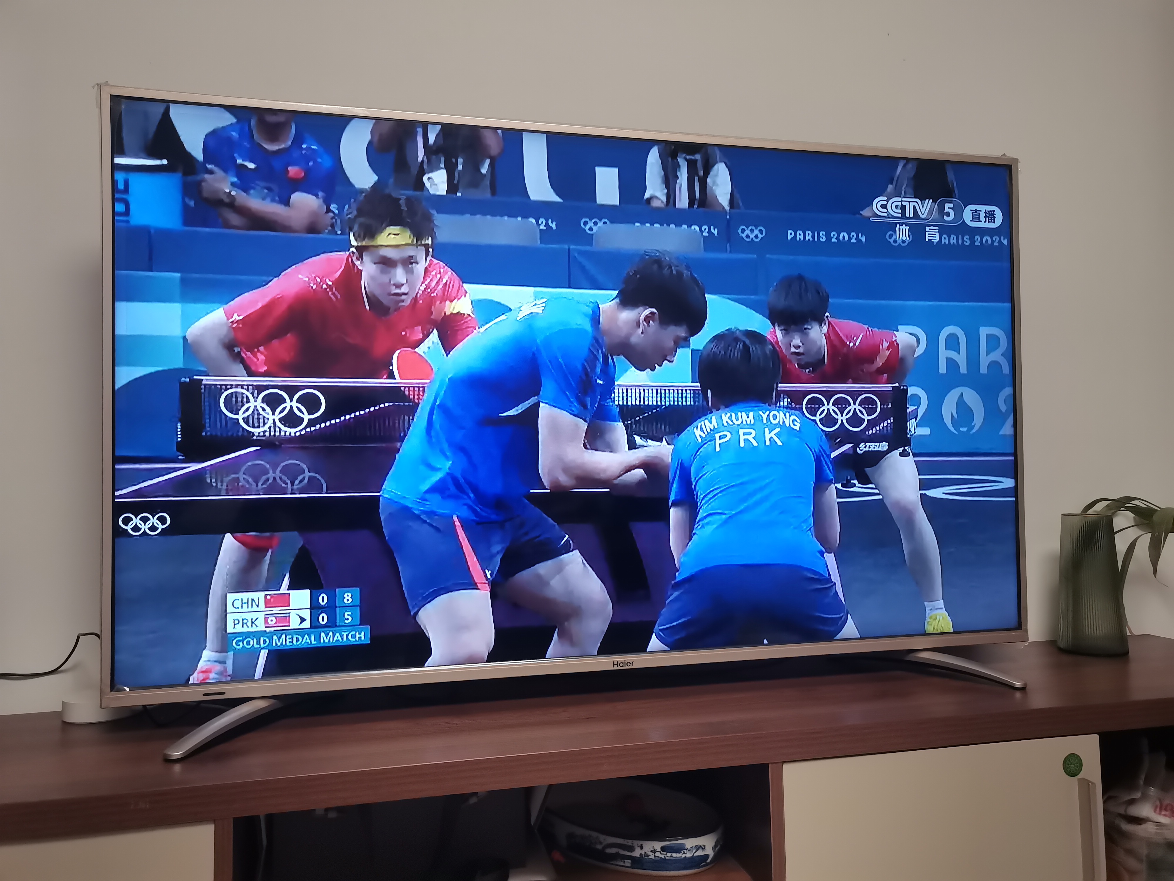 奥运会决赛震撼开打,巅峰对决引爆全场 奥运会决赛震撼开打,巅峰对决引爆全场