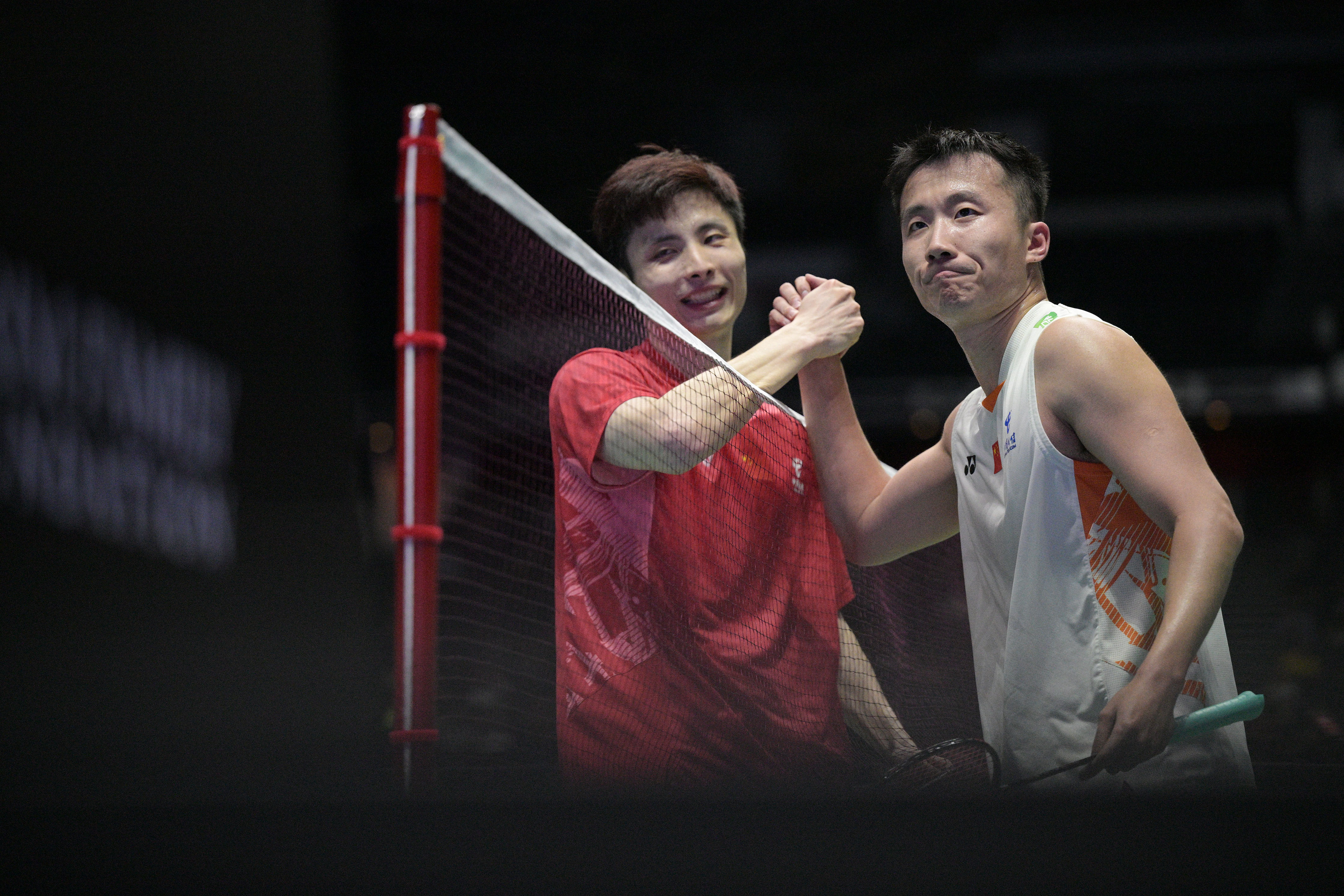 印尼队鏖战泰国队,石宇奇统治全场 印尼队鏖战泰国队,石宇奇统治全场